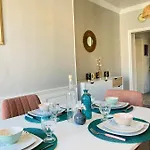 Appartement Les Bains Proche De La *