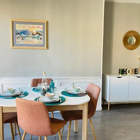 Les Bains Proche De La Apartment *