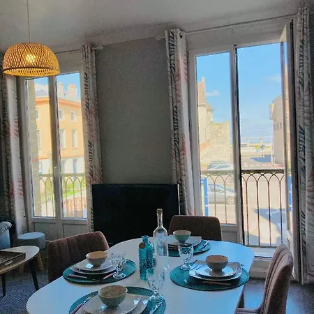 Les Bains Proche De La Apartament