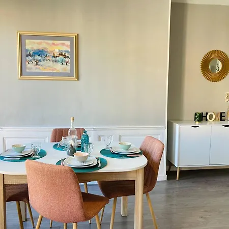 Les Bains Proche De La Apartament *
