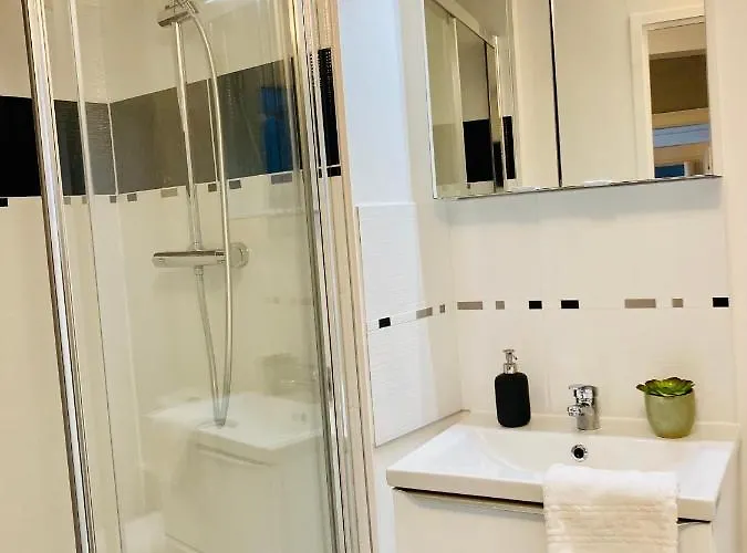 Les Bains Proche De La Dieppe