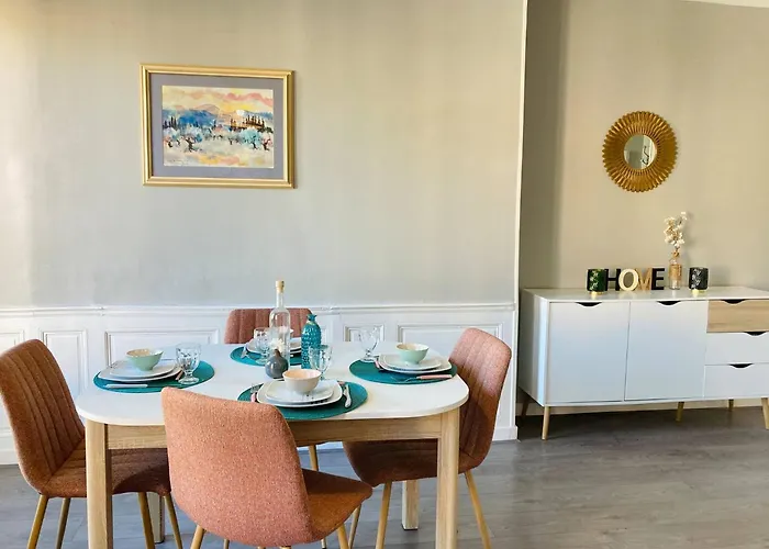 Les Bains Proche De La Apartment *